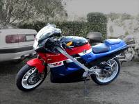 Honda VFR 400R 1988 - 5-side1.jpg
