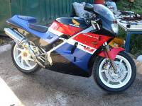 Honda VFR 400R 1988 - 5-side3.jpg